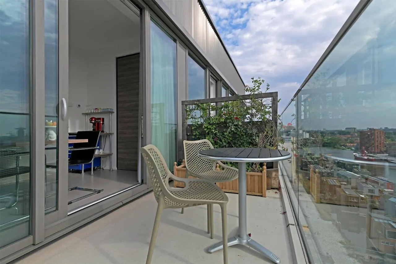 Black Jack Suites Amsterdam Bed & Breakfast